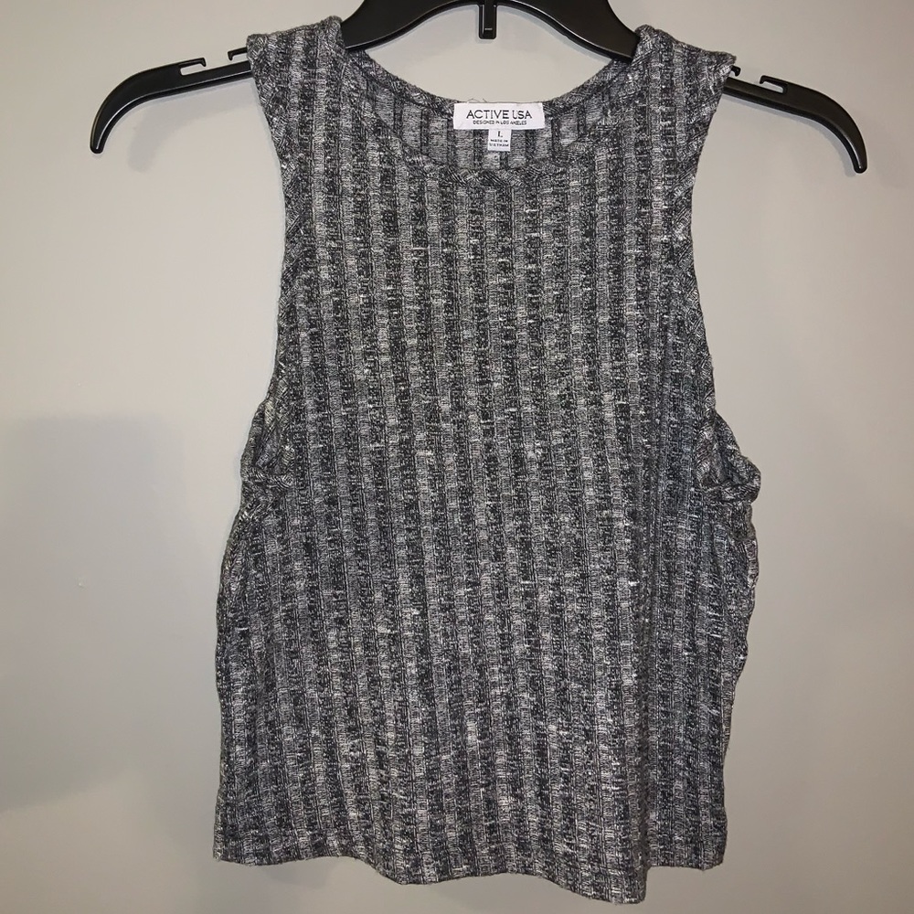 Black sleeveless crop top